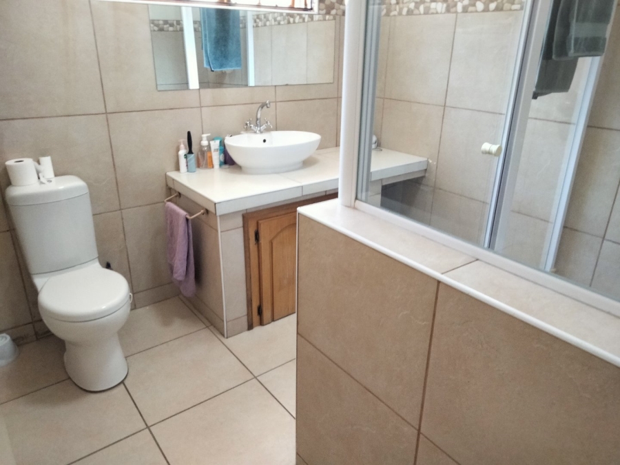 5 Bedroom Property for Sale in Westdene Free State